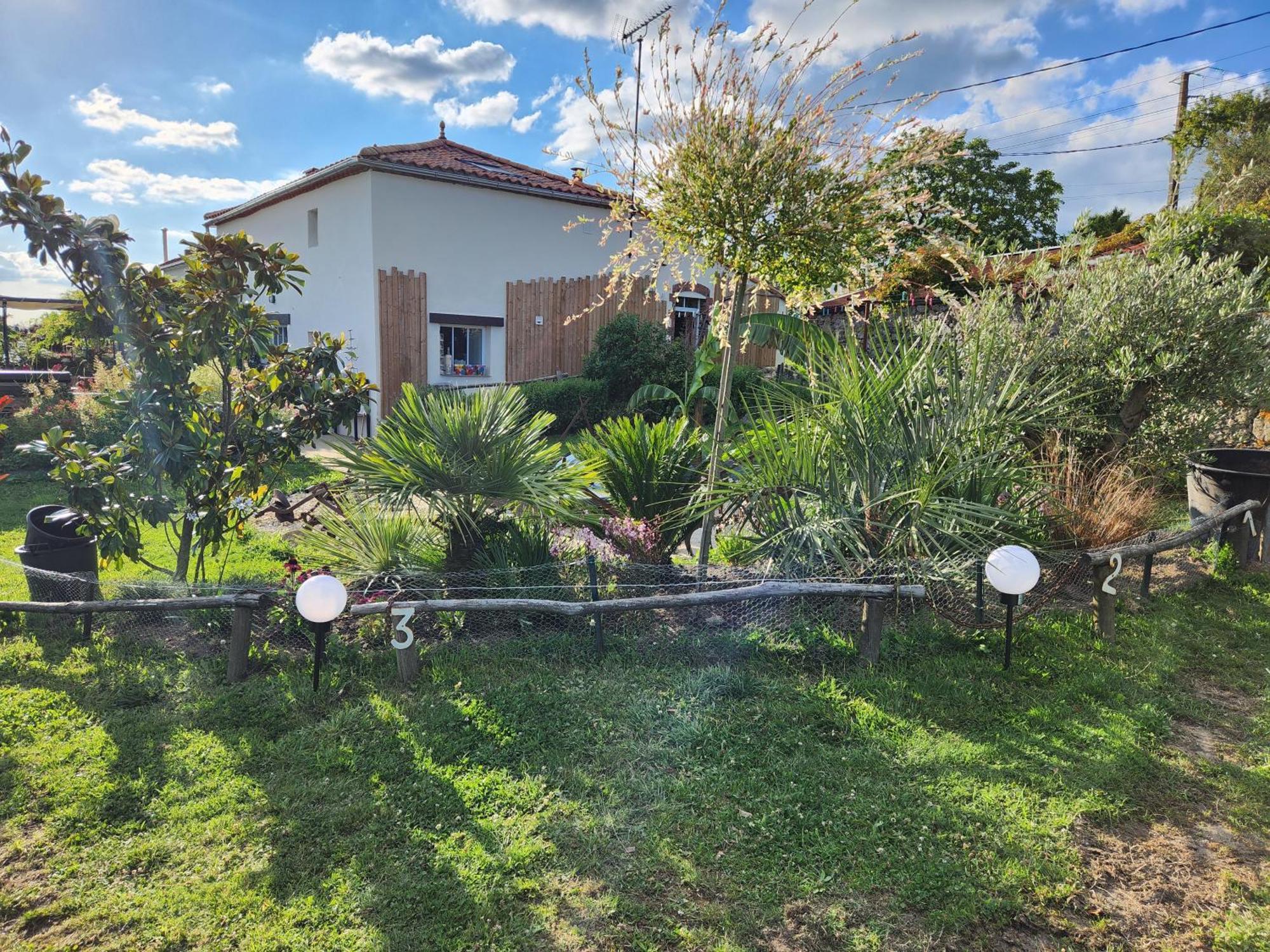 Les Chambres De La Forge Des Collines Les Herbiers Luaran gambar